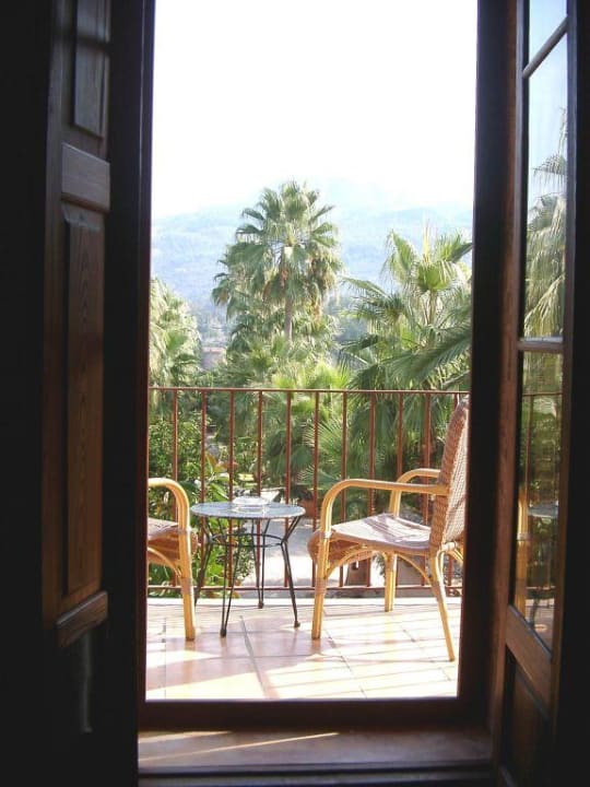 Blick zum Balkon hinaus Finca Ca N'Aí