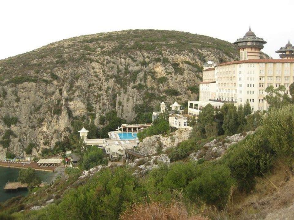 Hotel von der Strasse aus Ladonia Hotels Adakule