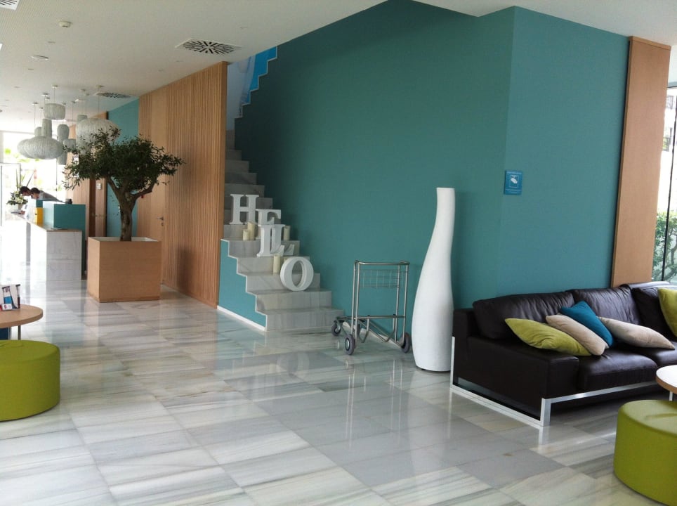 Rezeption und Empfangshalle JS Palma Stay