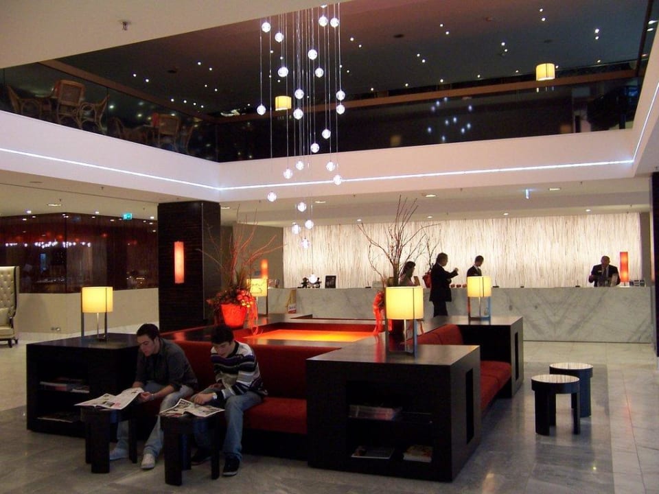 Neue Rezeption Hilton Mainz