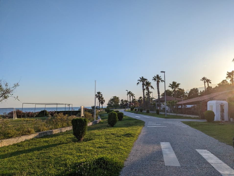 Gartenanlage Alba Queen Hotel