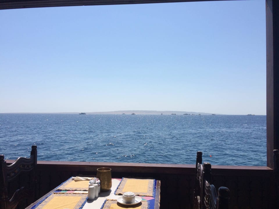 Die Aussicht beim Essen Arabella Azur Resort