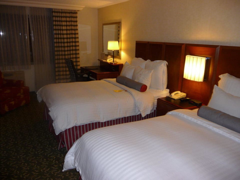 Zimmer Hotel Marriott Detroit Metro Airport