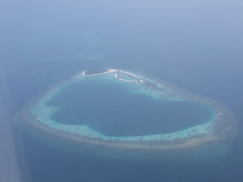 Athuruga aus dem Wasserflugzeug ananea Diamonds Athuruga