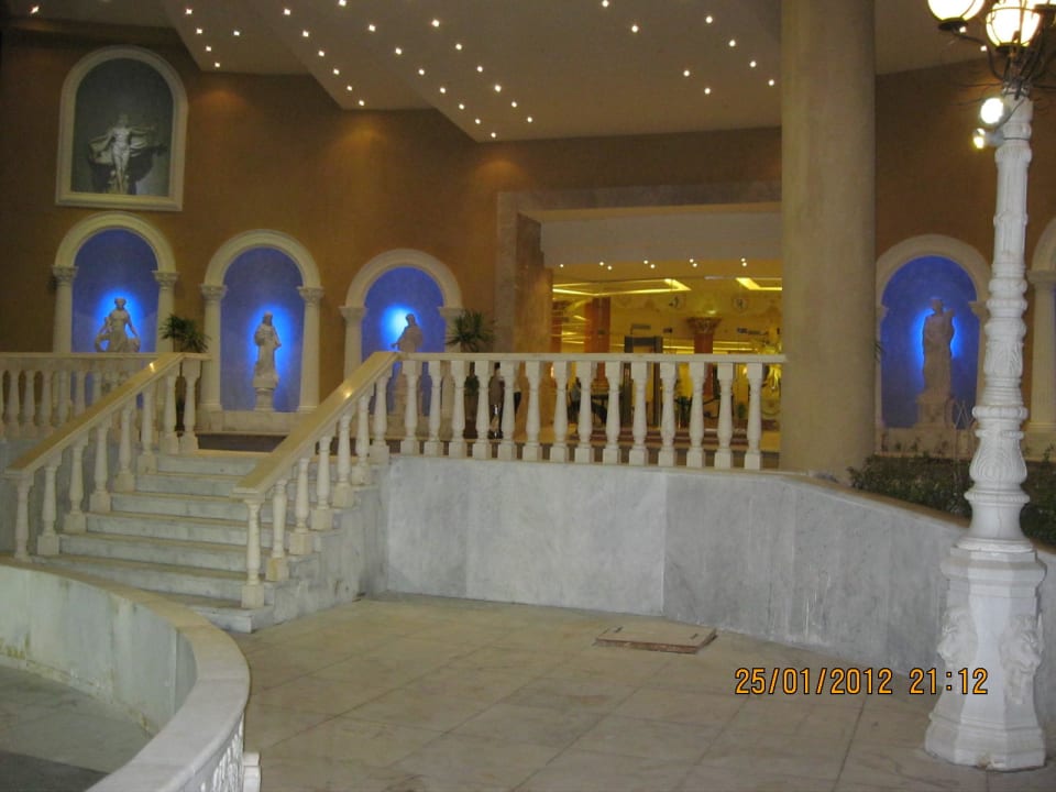 Вид Hotel Titanic Palace