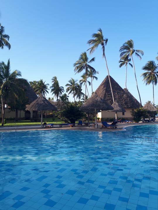 Pool Neptune Pwani Beach Resort & Spa