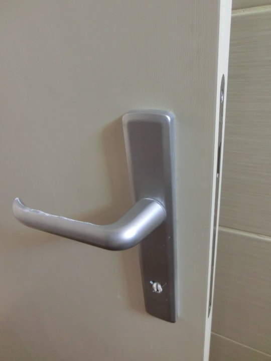 Tür kann nicht geschlossen werden! Club Resort Atlantis