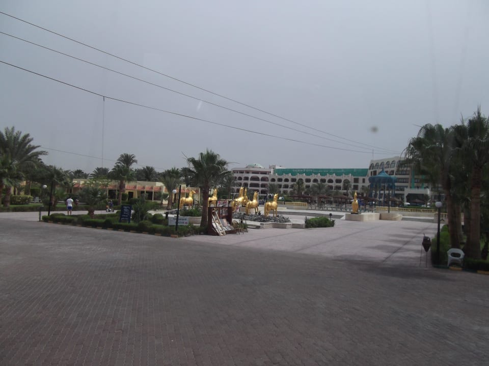 Сквер Blend Club Aqua Resort