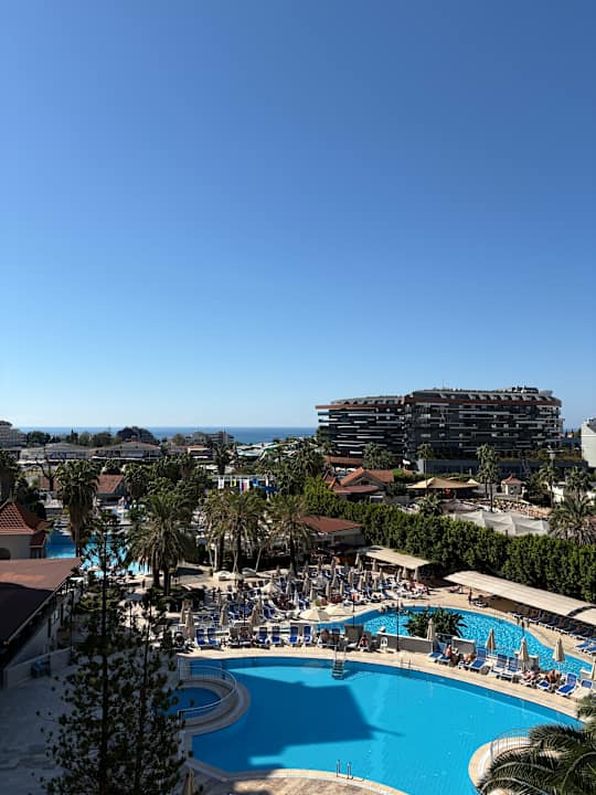 Ausblick Serenis Hotel