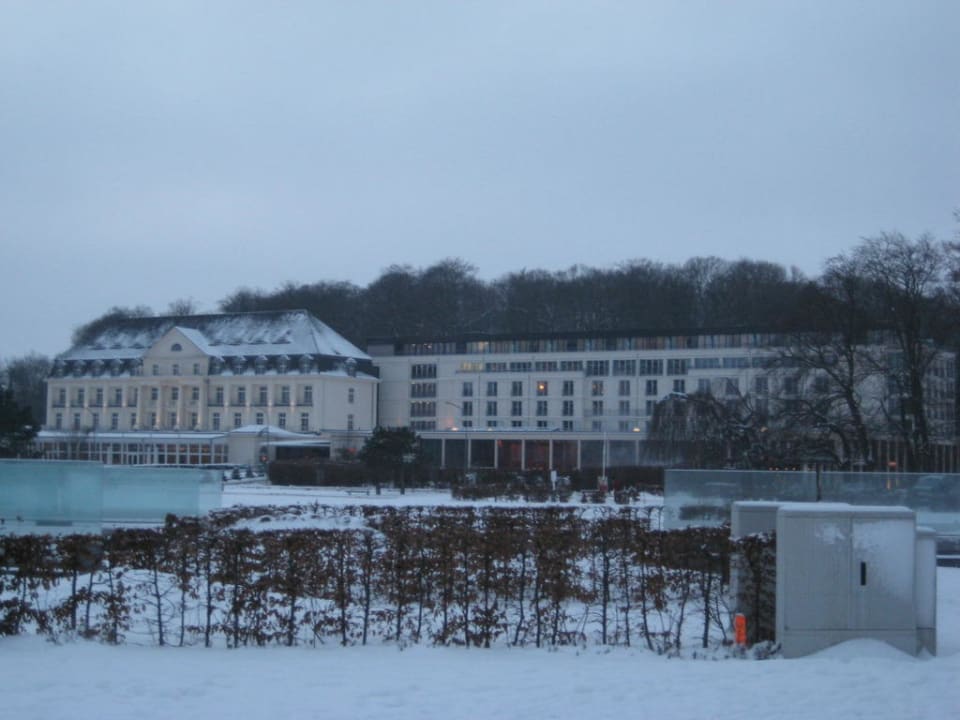 Frontansicht A-ROSA Travemünde