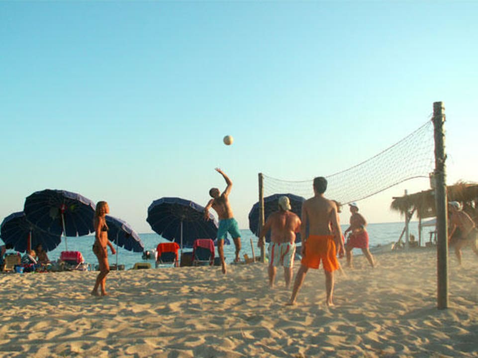 The beach of the hotel Aparthotel Despotiko Tristinika Beach