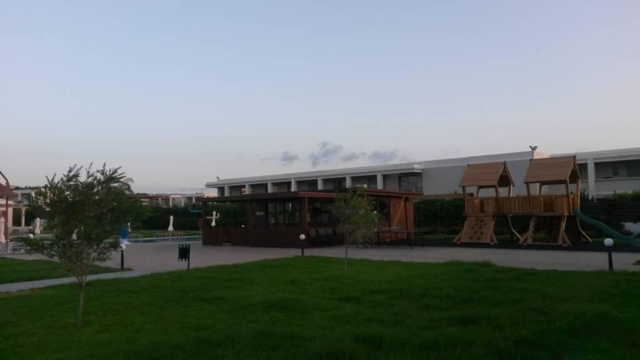 Anlage Asterias Beach Resort