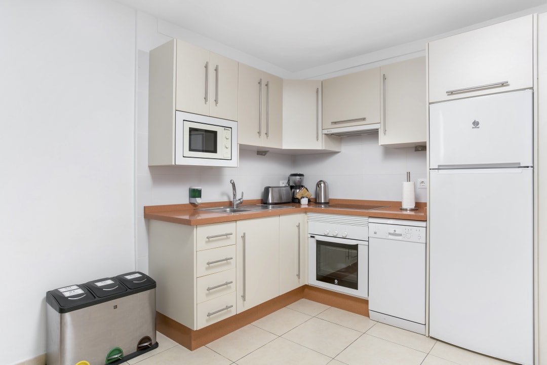 Zimmer Sunset Bay Club