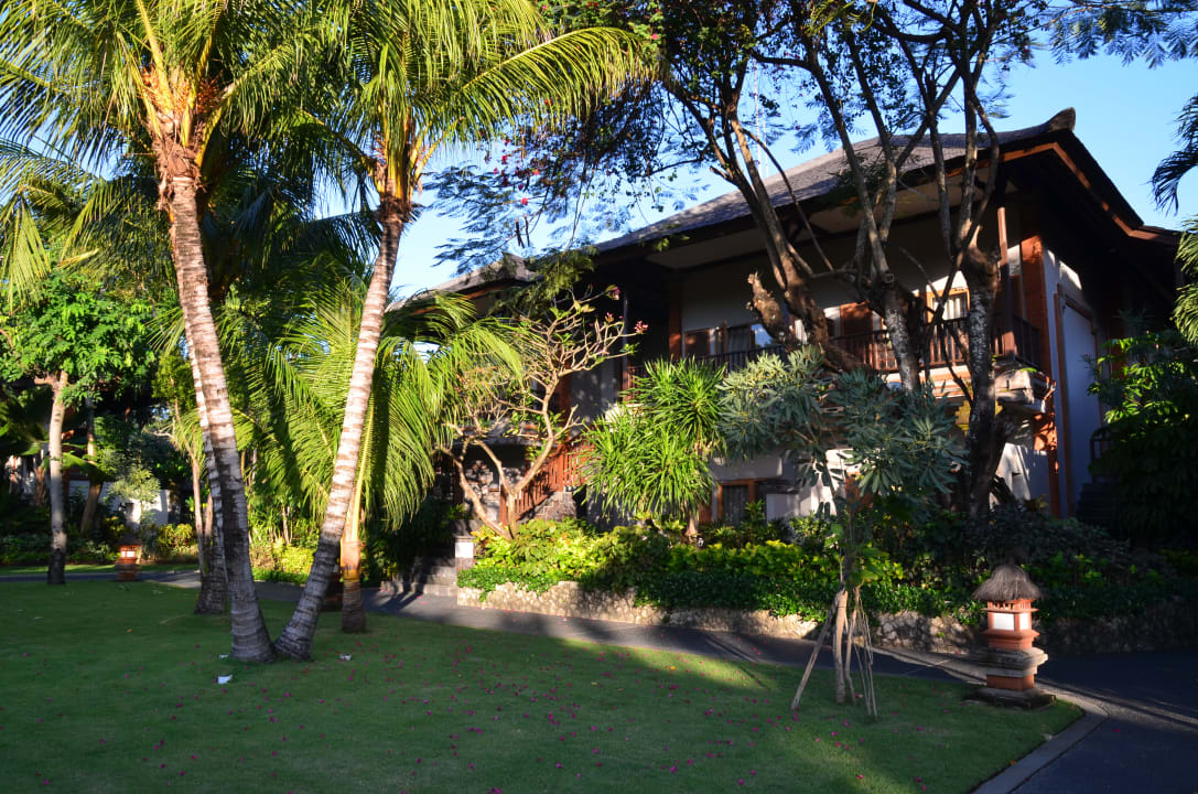 Außenansicht Padma Resort Legian