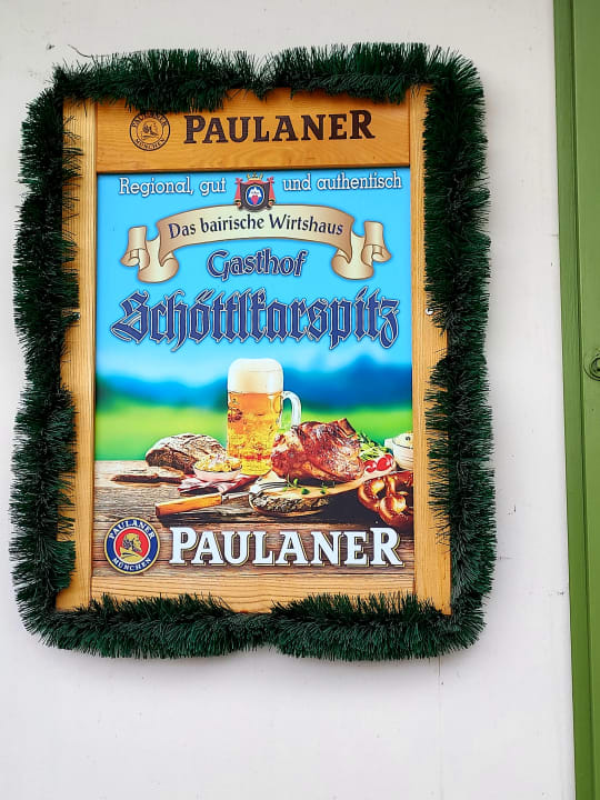 Außenansicht Gasthof Schöttlkarspitz