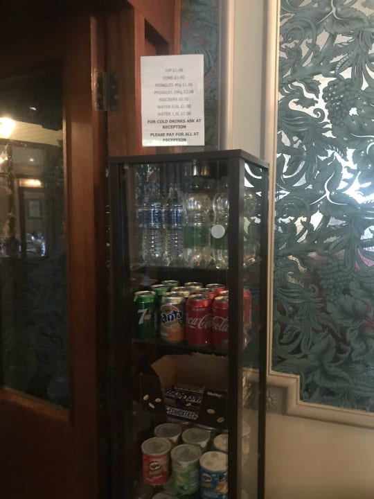 Lobby Hotel London Visitors