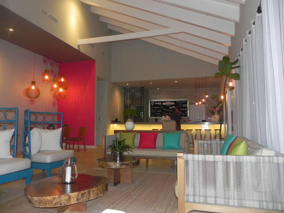 Cooee Bar Wyndham Alltra Samana