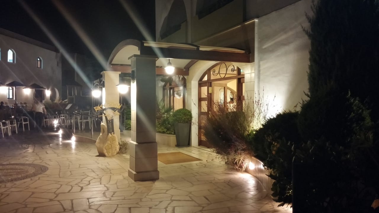 Eingangsbereich Alianthos Garden Hotel