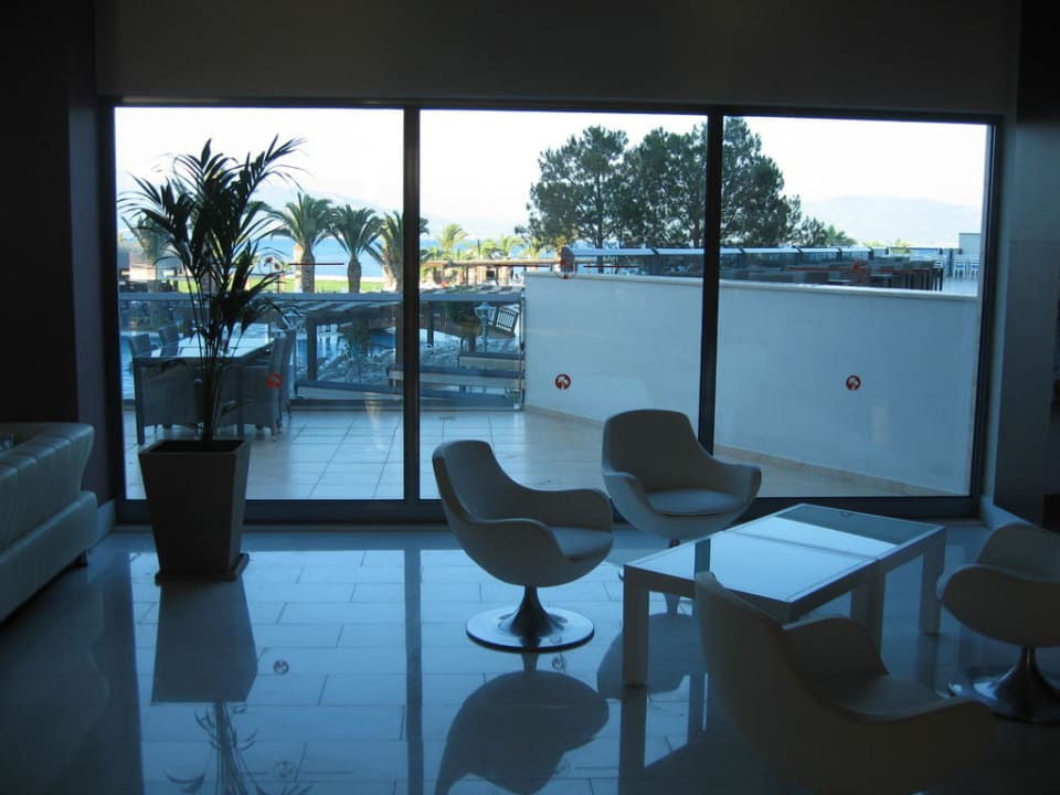 Lobby Venosa Beach Resort & Spa