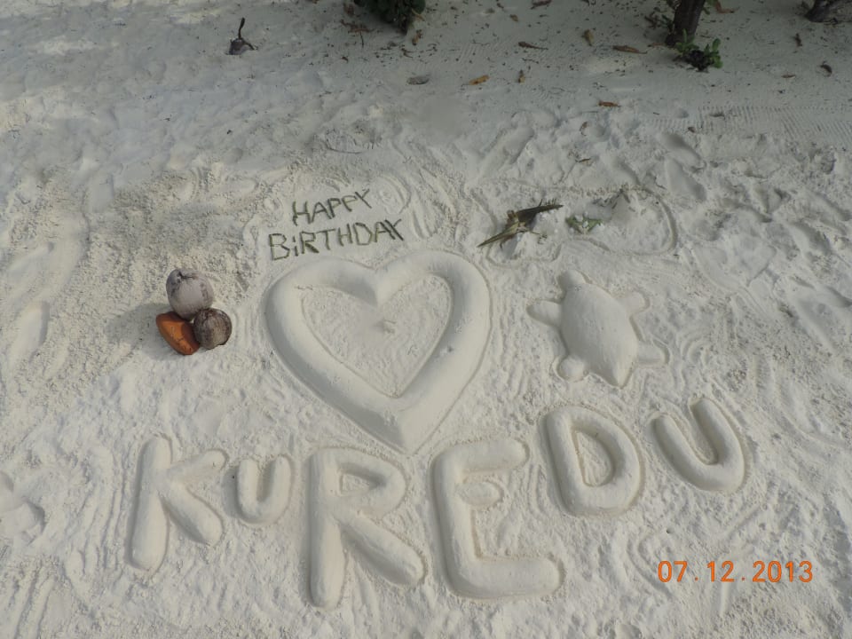 Kuredu "Gemälde" im Sand  Kuredu Island Resort & Spa