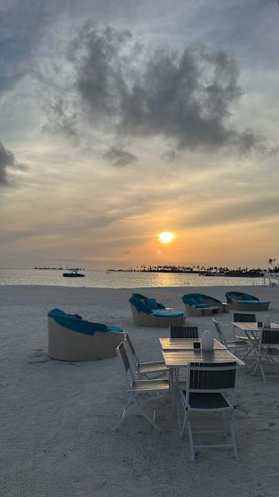 Strand Joy Island