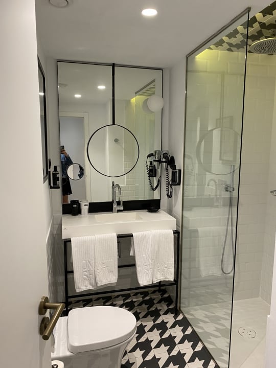 Zimmer One Shot Palacio Reina Victoria 04