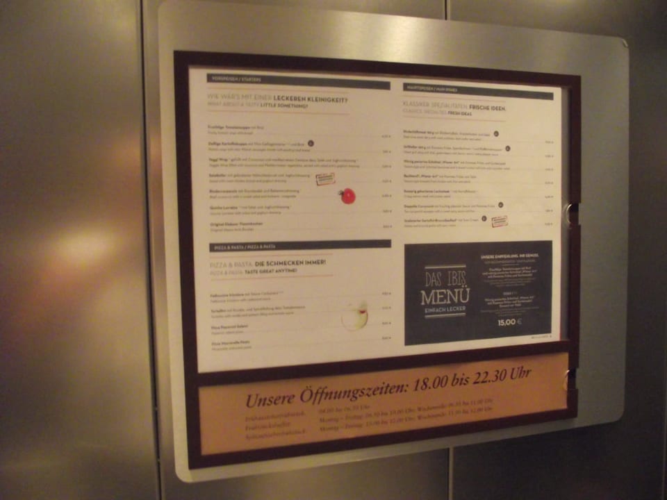 Im Lift B&B Hotel Hamburg-Airport