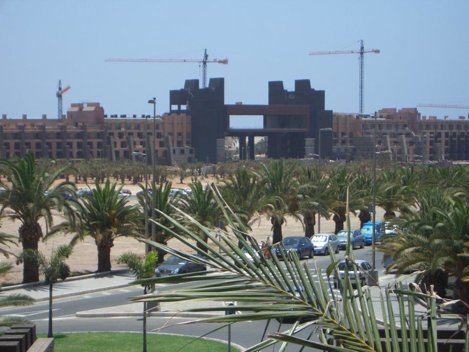 Baoabab Baustelle Lopesan Baobab Resort