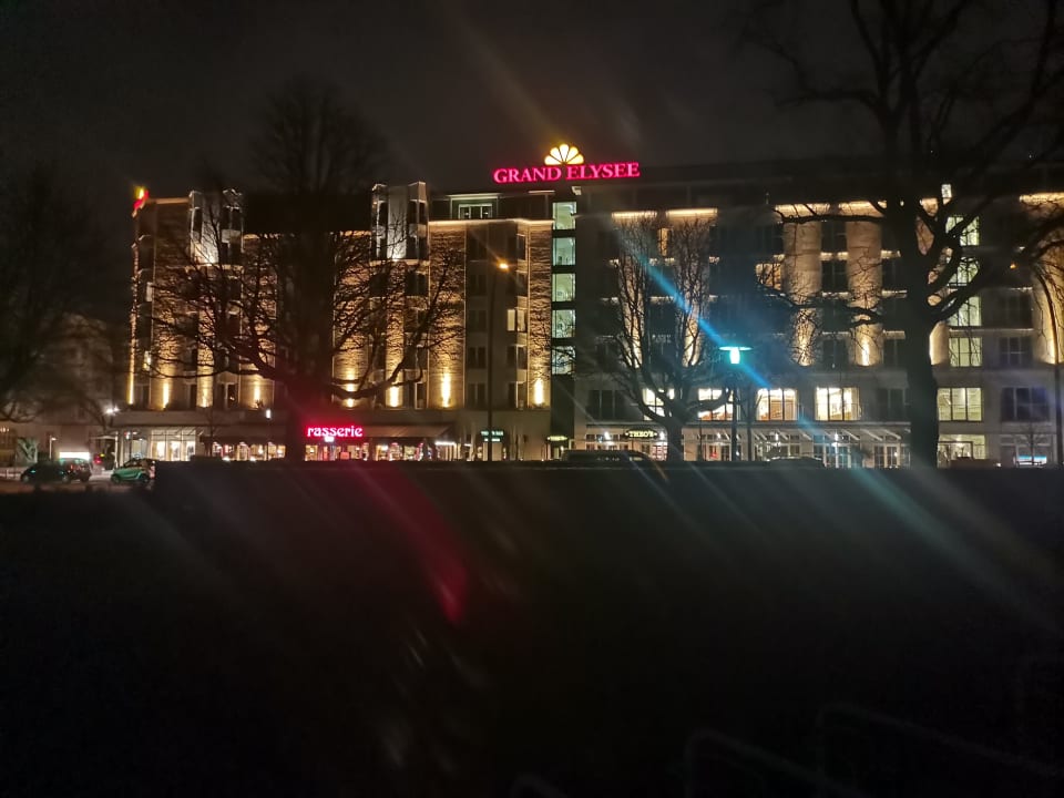 Außenansicht Grand Elysée Hamburg