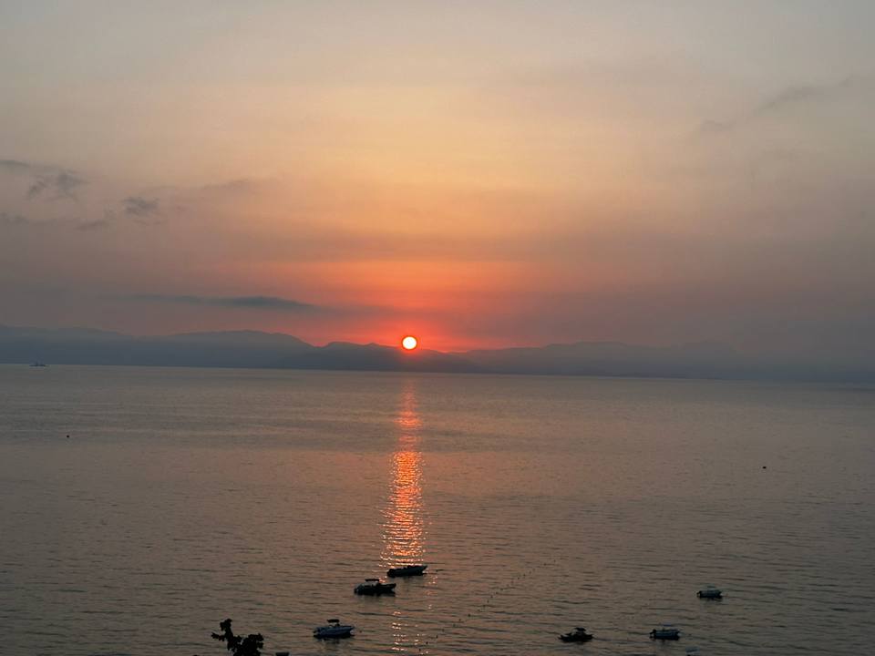 Ausblick Nido, Mar-Bella Collection