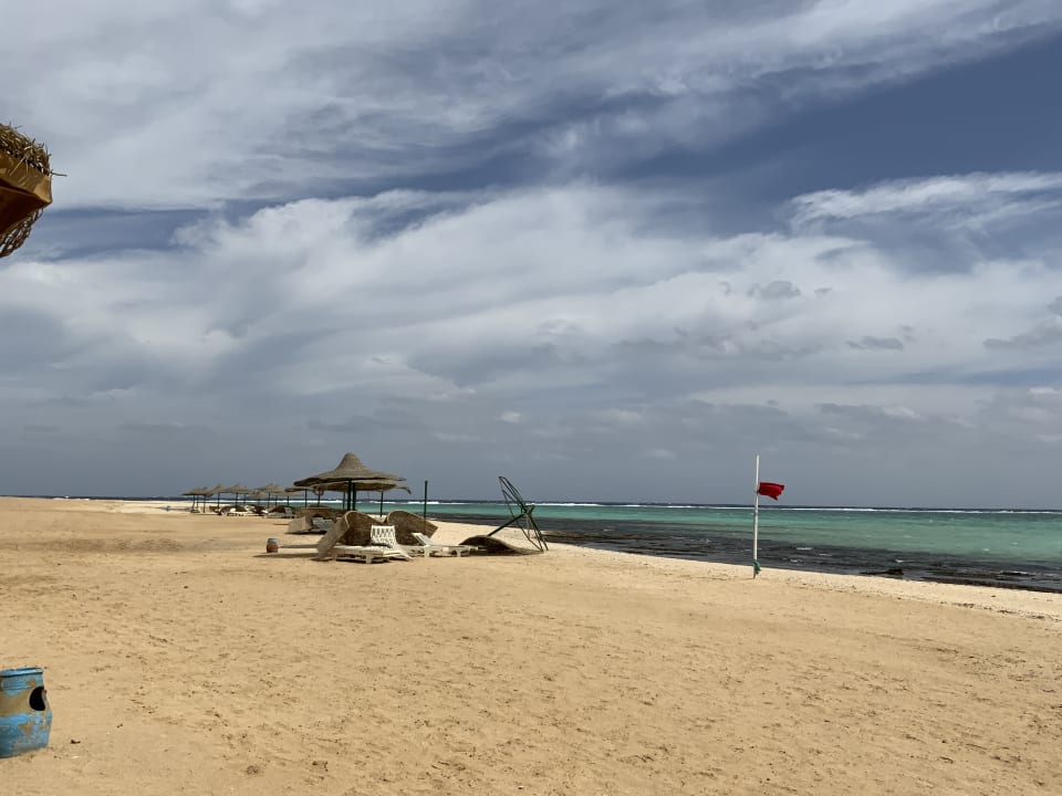 Strand Laguna Beach Marsa Resort