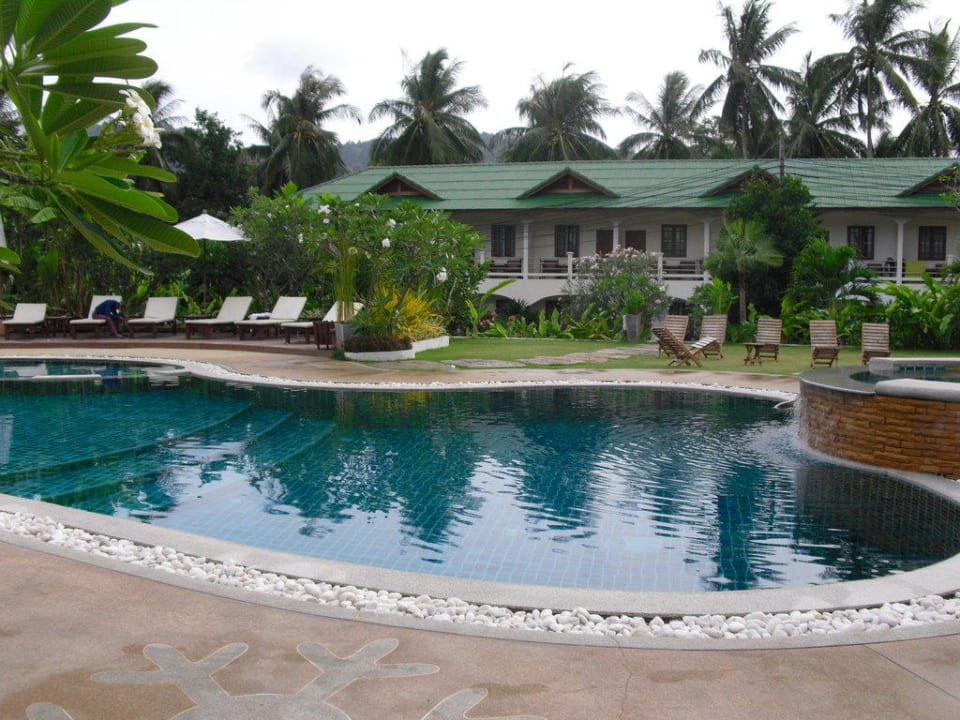 Pool Ban's Diving Resort