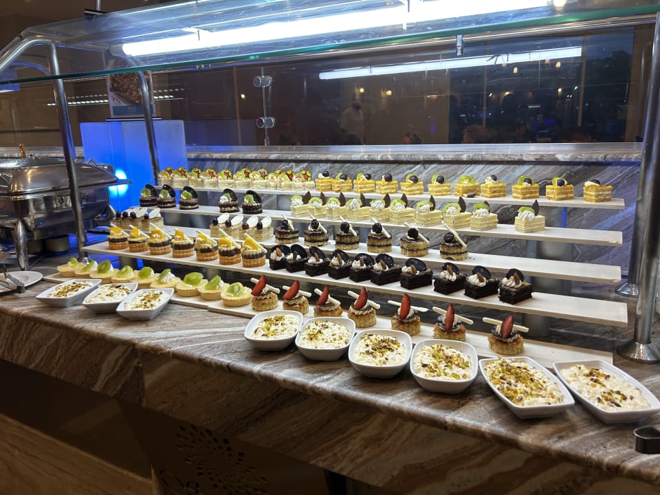 Gastro Serenity Alpha Beach