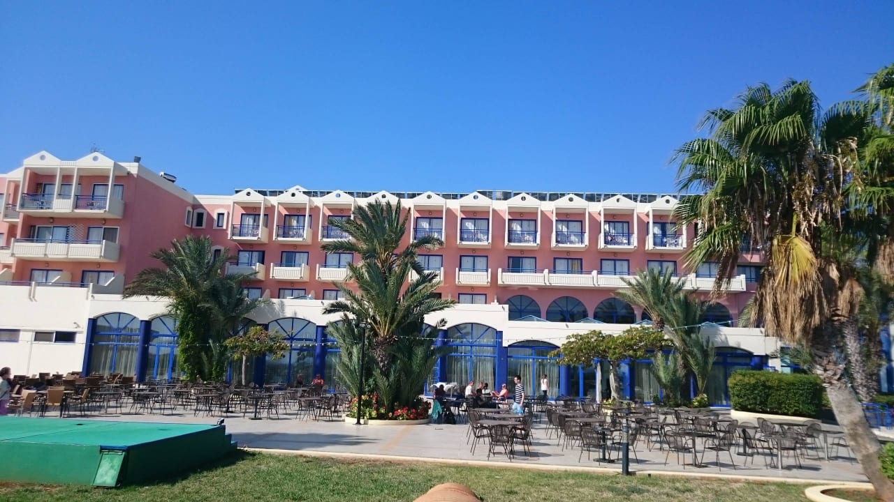 Rückansicht zentral Kresten Palace Hotel