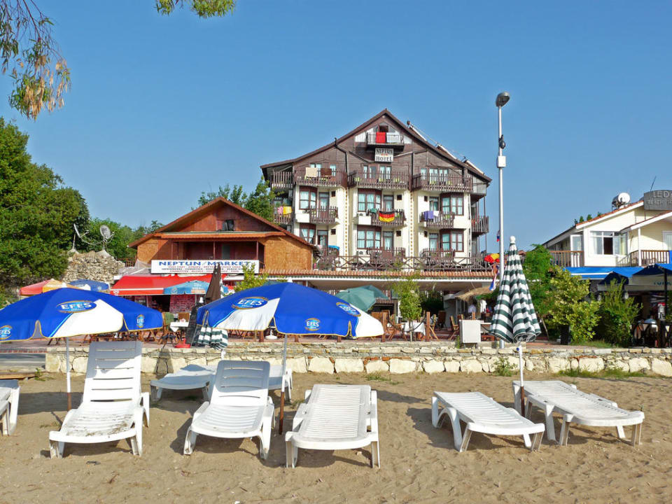 Vom Strand Hotel Neptün/Neptun