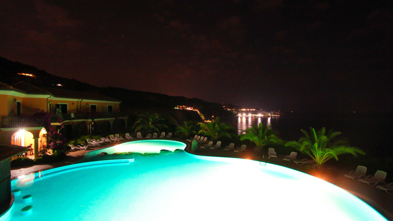 Piscina di notte Hotel Lido San Giuseppe