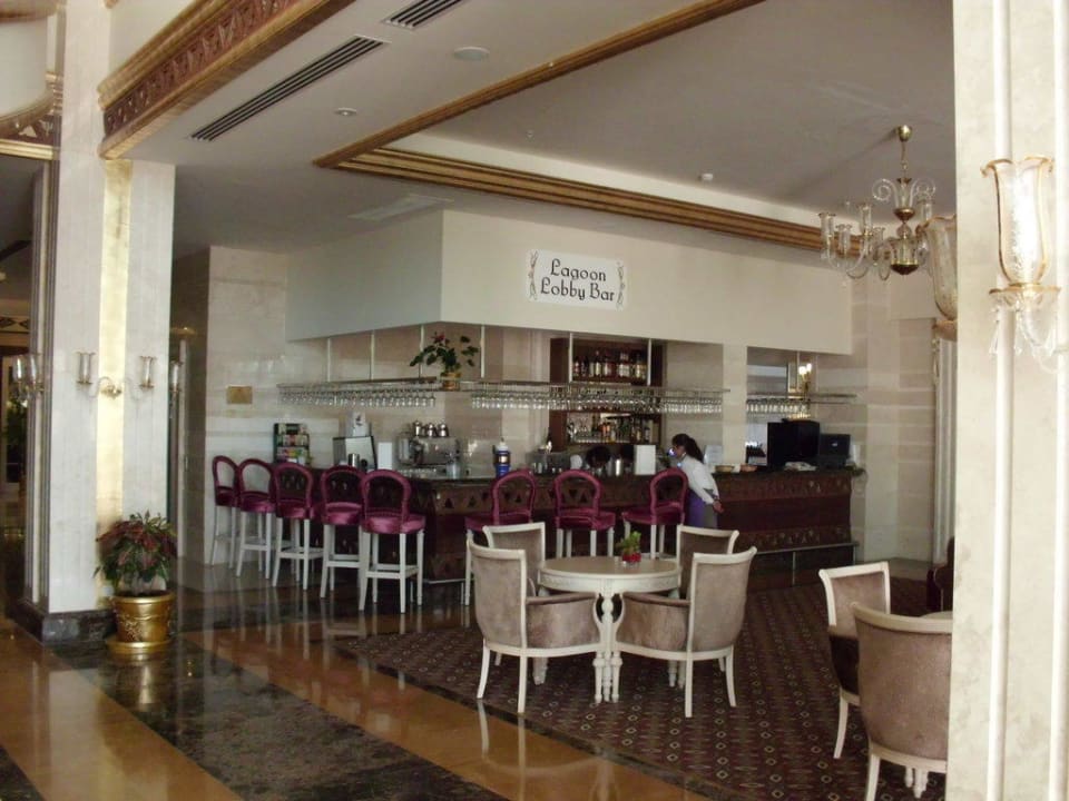 Lagoon Lobby Bar Diamond Excellence Resort & Spa