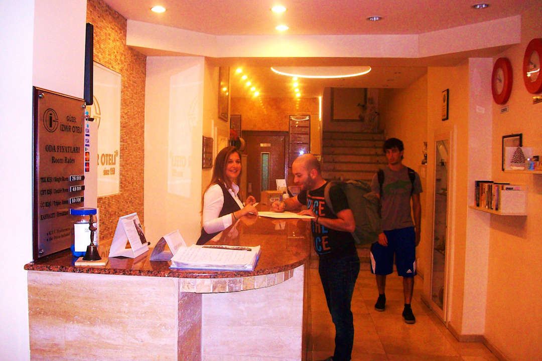 Reception Guzel Izmir Hotel
