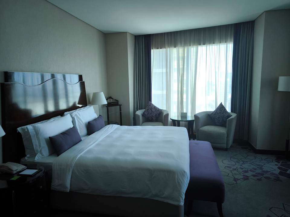 Zimmer Rose Rayhaan by Rotana