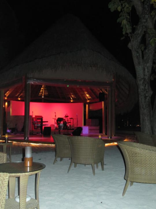 Abendunterhaltung bei der Fung-Bar Kuramathi Maldives