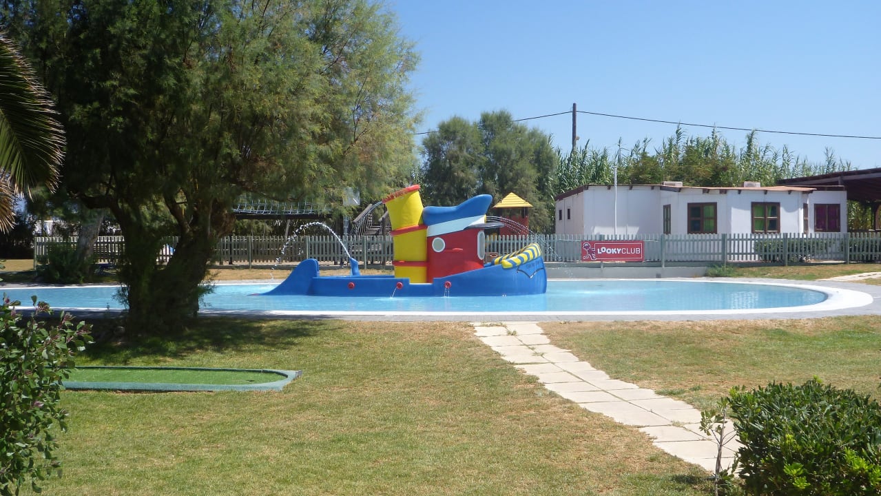 marina beach swimming pool