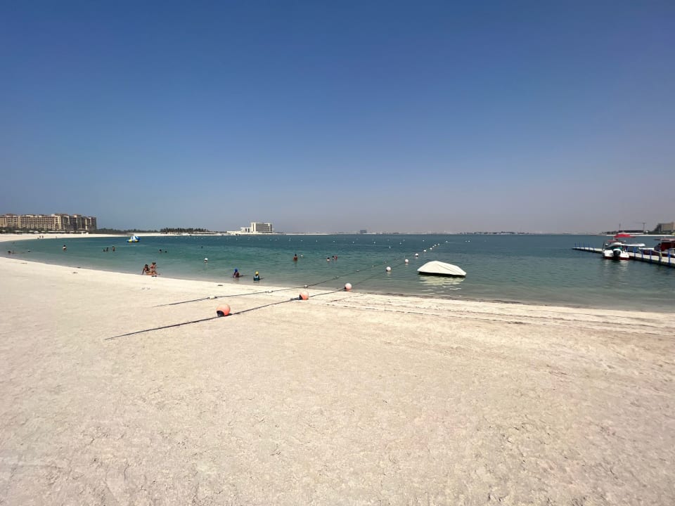 Strand Hampton by Hilton Marjan Island