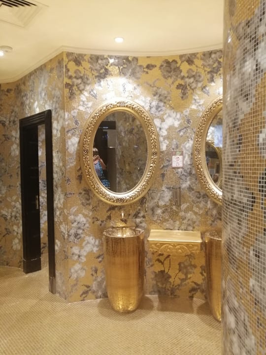 Sonstiges Azura Deluxe Resort & Spa Hotel