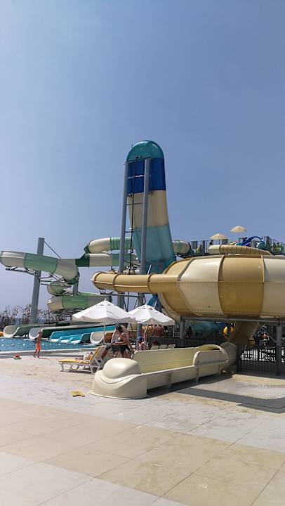 Pool Justiniano Park Conti