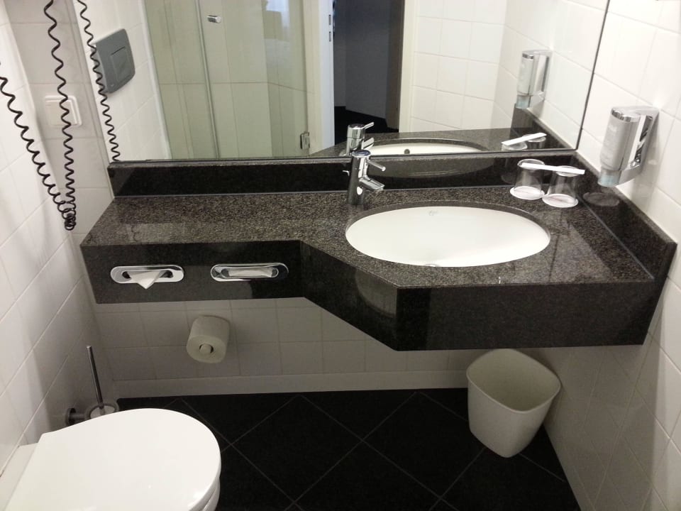 Bad IntercityHotel Kiel