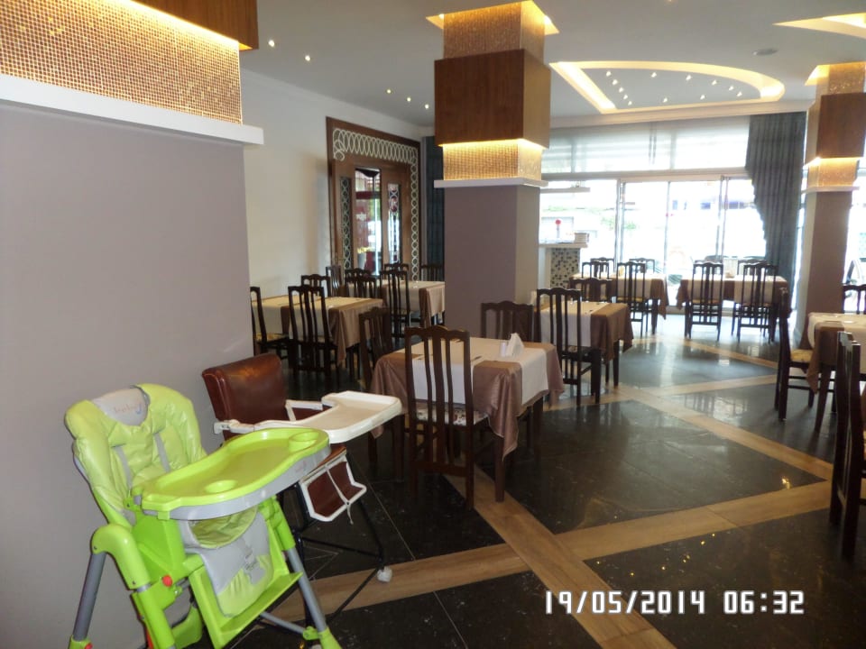 Kinderstühle Hatipoglu Beach Hotel