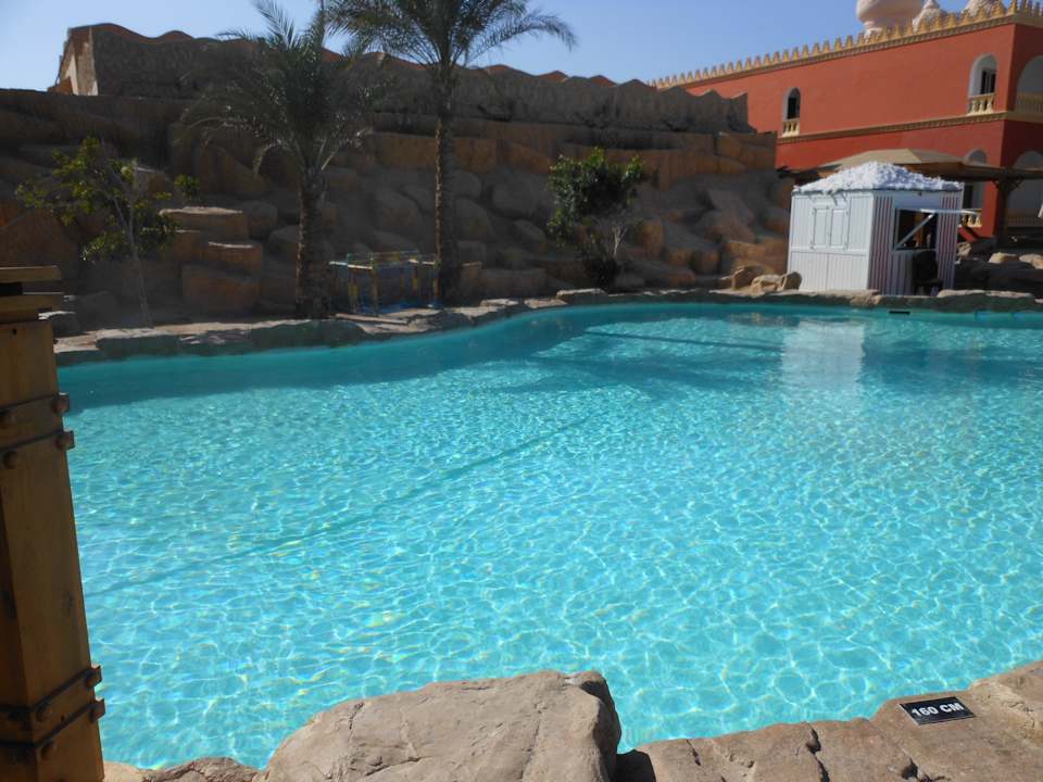 Teil eines Hauptpools Pickalbatros Alf Leila Wa Leila Resort - Neverland Hurghada