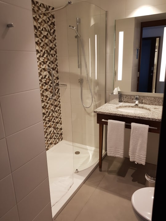 Zimmer Hampton By Hilton Gdansk Oliwa