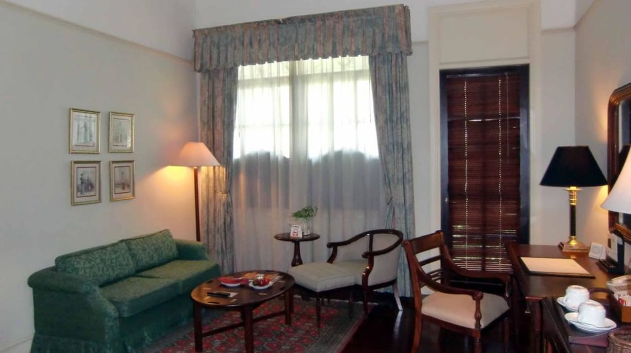 Blick ins Zimmer Hotel Majapahit Surabaya