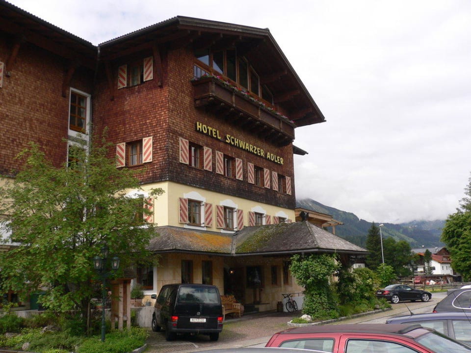 Haupteingang Hotel Schwarzer Adler